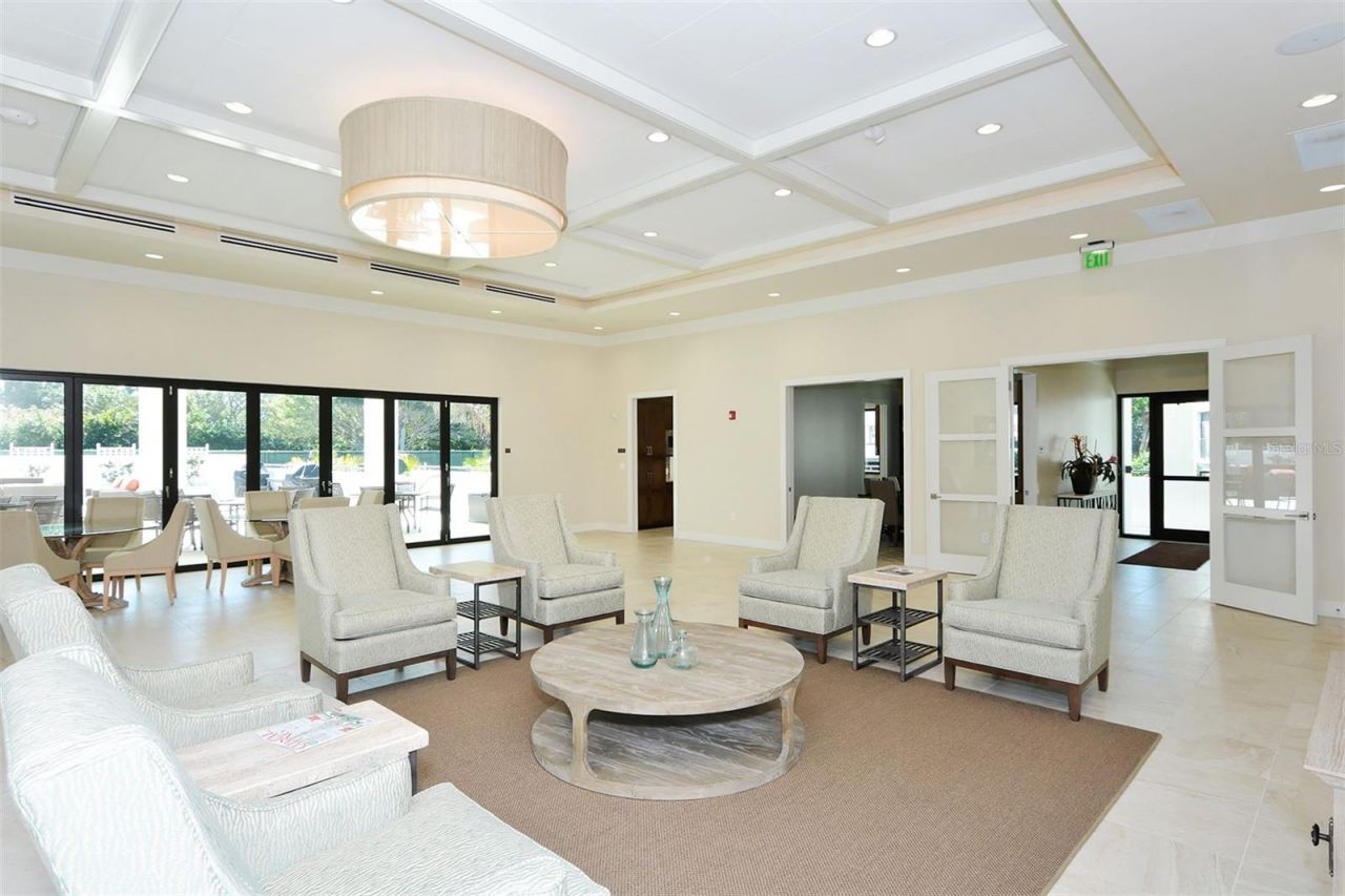 1445 Gulf Of Mexico Drive, Unit 404, Longboat Key, FL 34228 Photo