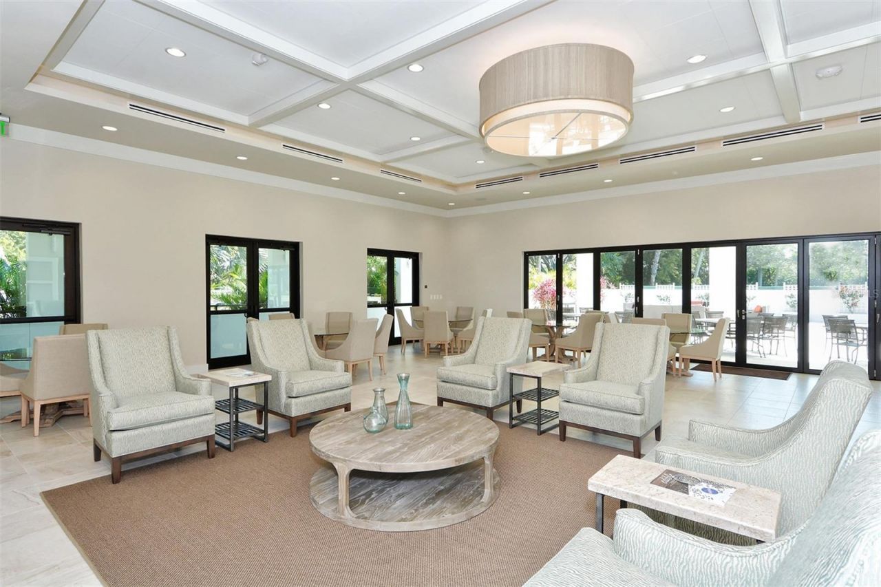 1445 Gulf Of Mexico Drive, Unit 404, Longboat Key, FL 34228 Photo