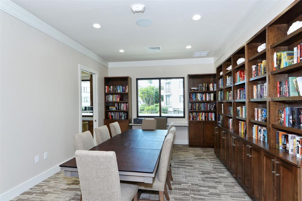 1445 Gulf Of Mexico Drive, Unit 404, Longboat Key, FL 34228 Photo