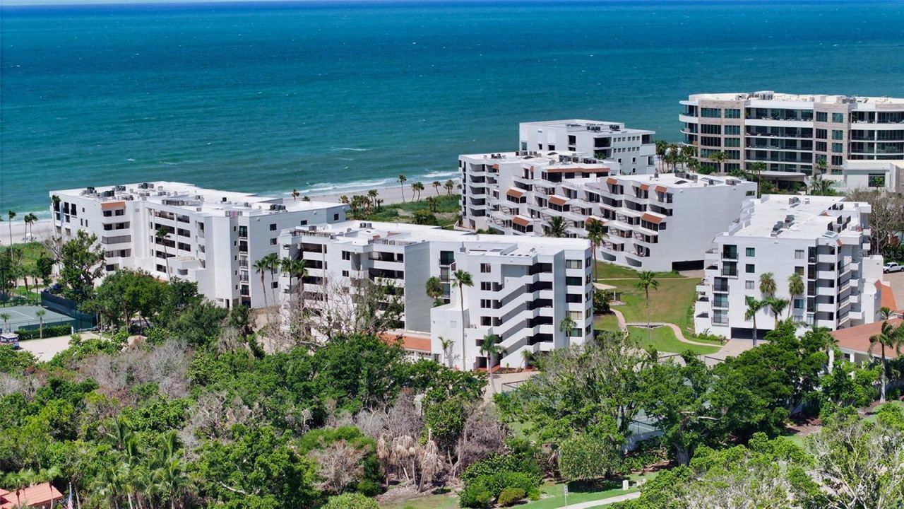 1445 Gulf Of Mexico Drive, Unit 404, Longboat Key, FL 34228 Photo
