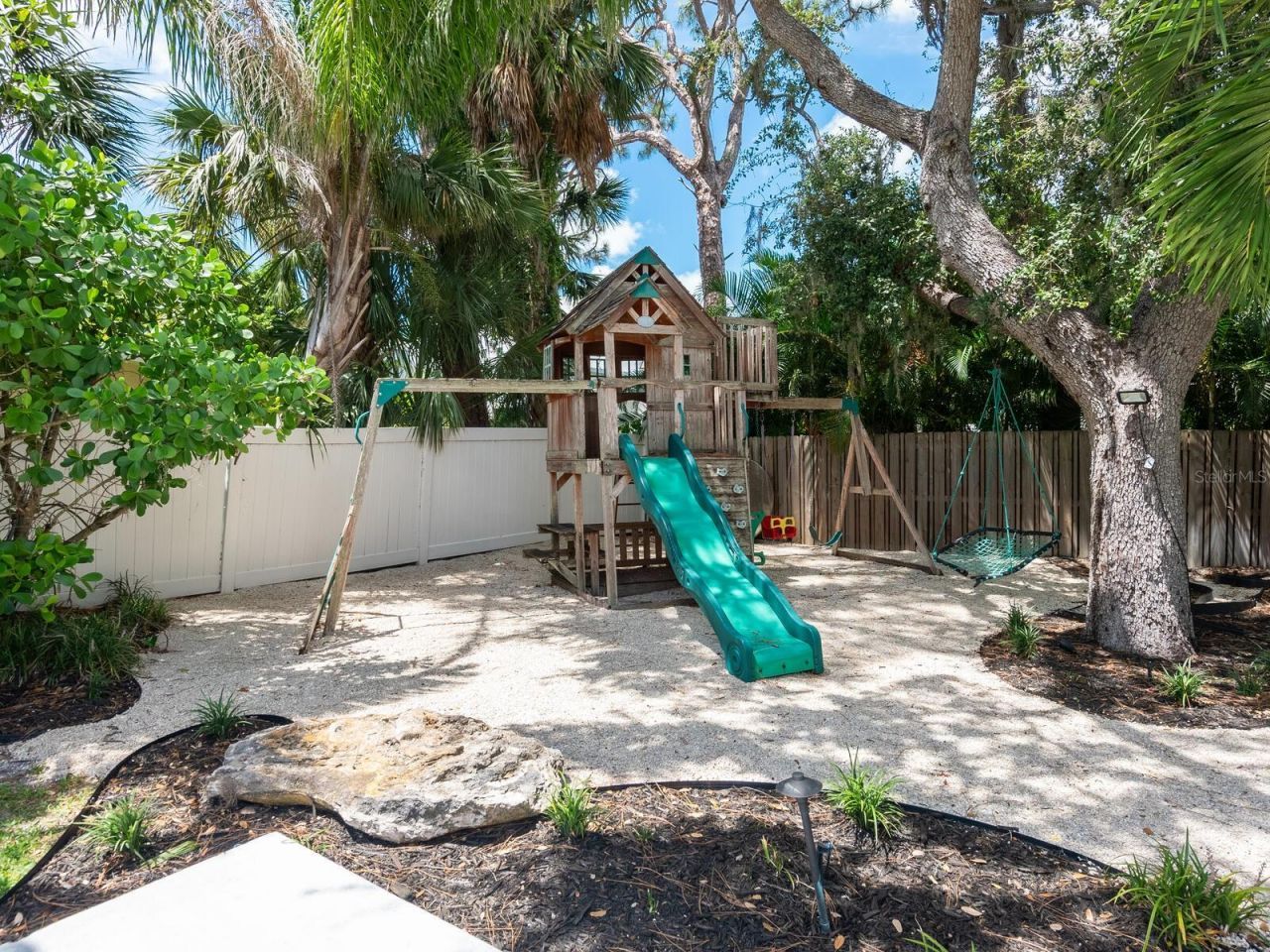 1760 Arlington Street, Sarasota, FL 34239 Photo