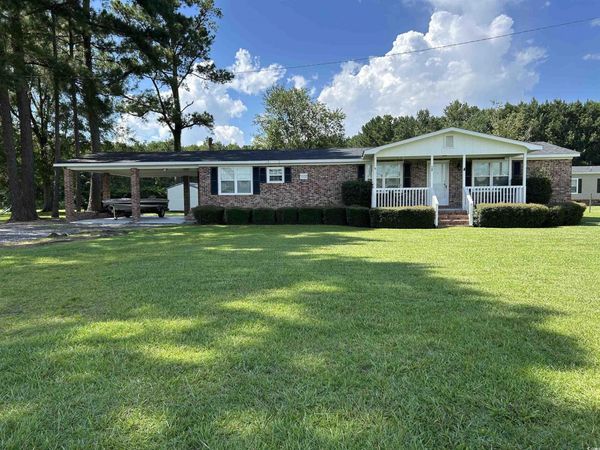 64 Joy Rd., Hemingway, SC 29554