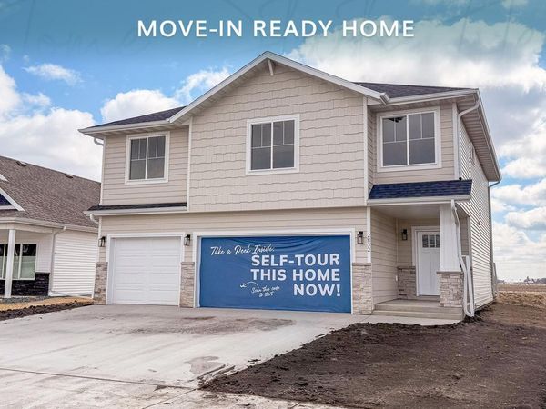 2832 74th Avenue S, Fargo, ND 58104