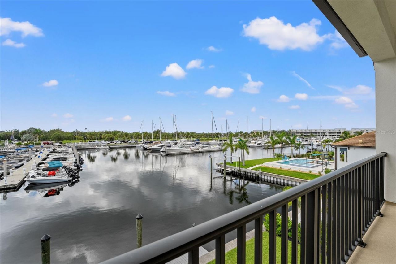 3016 Christophers Watch Lane, Ruskin, FL 33570 Photo