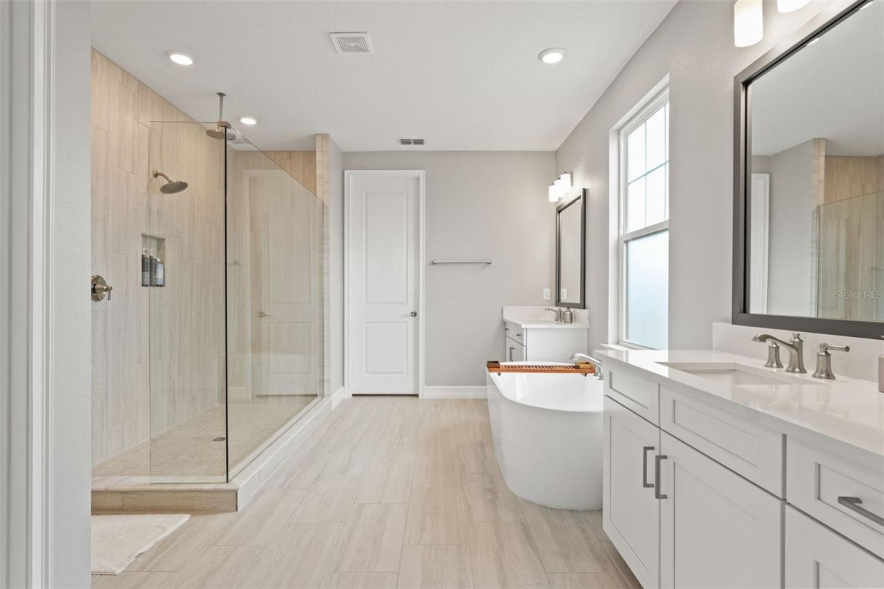 3016 Christophers Watch Lane, Ruskin, FL 33570 Photo