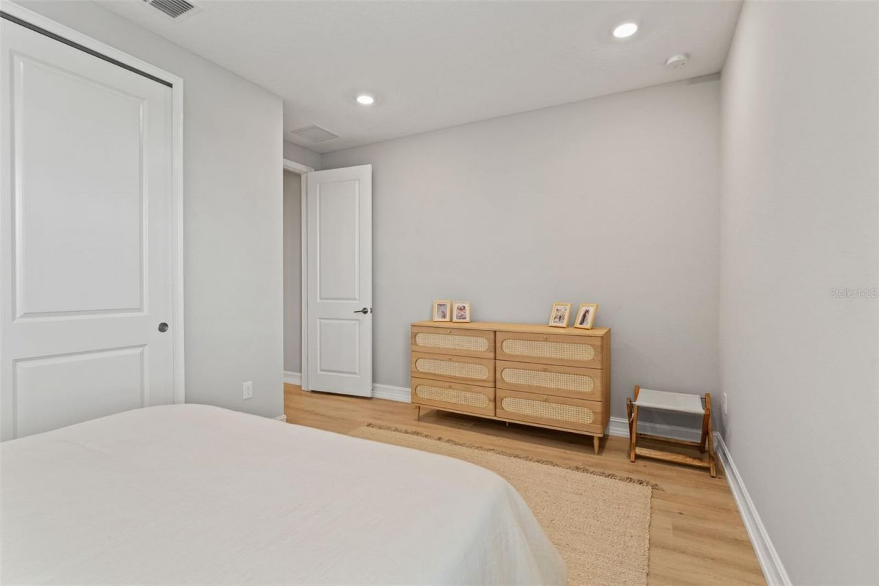 3016 Christophers Watch Lane, Ruskin, FL 33570 Photo