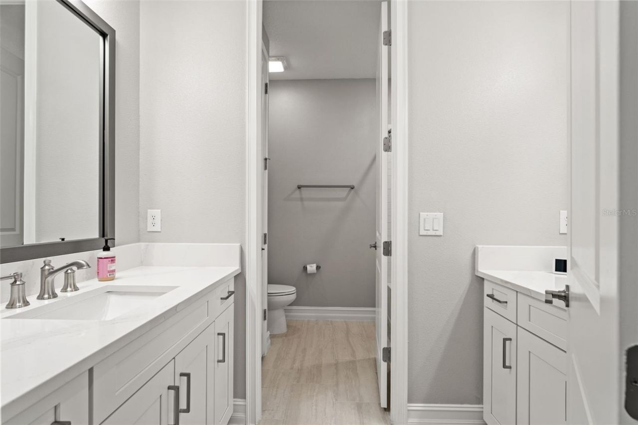 3016 Christophers Watch Lane, Ruskin, FL 33570 Photo