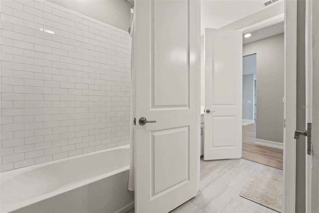 3016 Christophers Watch Lane, Ruskin, FL 33570 Photo