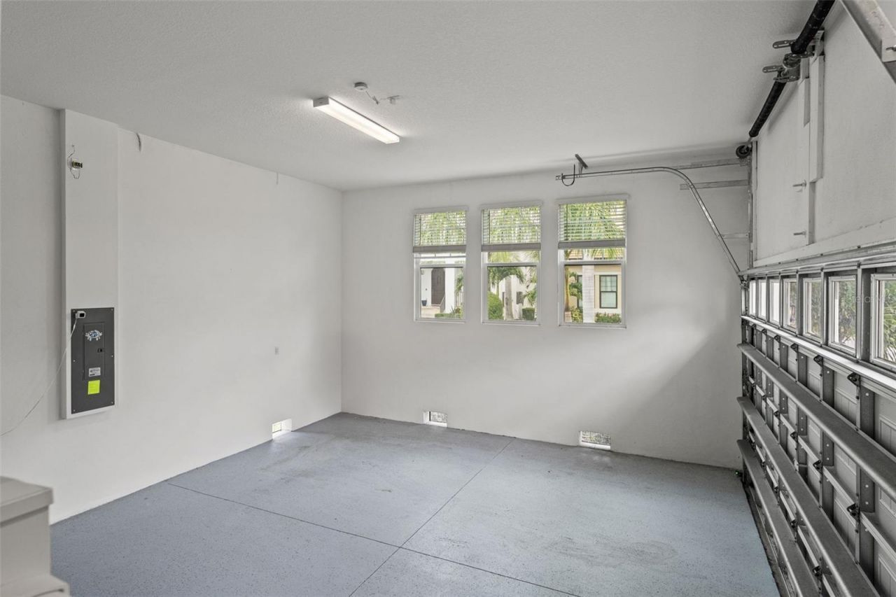 3016 Christophers Watch Lane, Ruskin, FL 33570 Photo