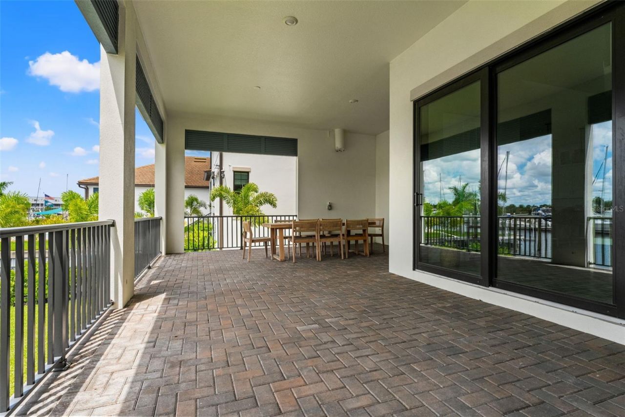 3016 Christophers Watch Lane, Ruskin, FL 33570 Photo