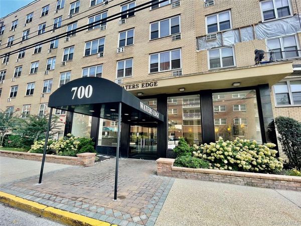 700 Shore Road, Unit 2U, Long Beach, NY 11561