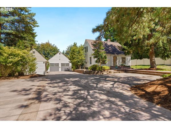 14629 NE HALSEY ST, Portland, OR 97230