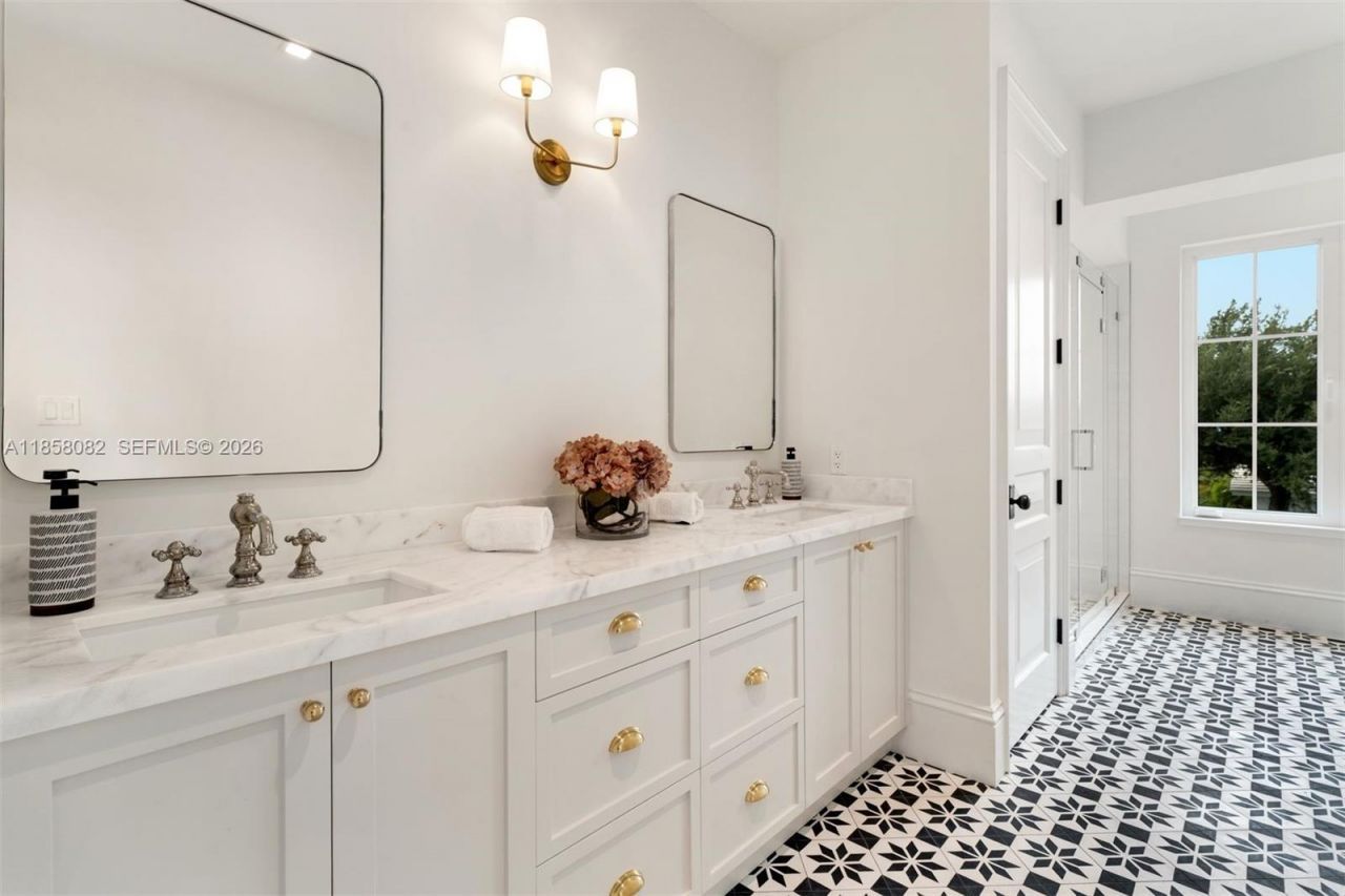 1051 San Pedro Ave, Coral Gables, FL 33156 Photo