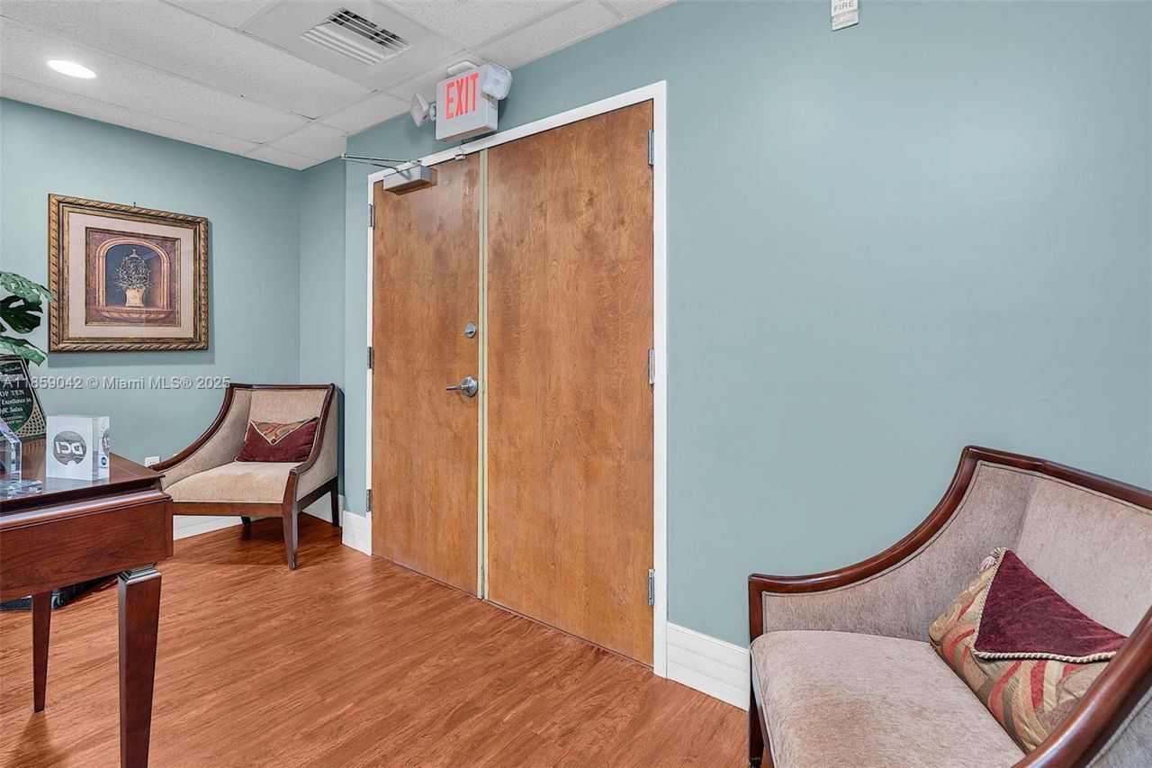 4300 Biscayne Blvd, Unit G05, Miami, FL 33137 Photo