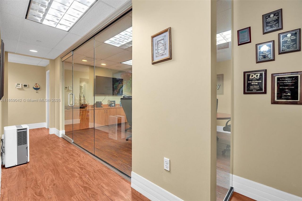 4300 Biscayne Blvd, Unit G05, Miami, FL 33137 Photo