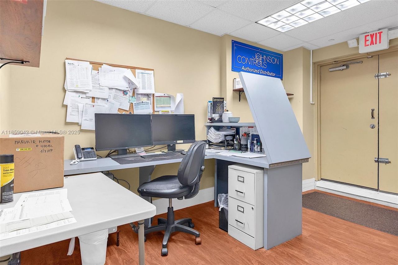 4300 Biscayne Blvd, Unit G05, Miami, FL 33137 Photo