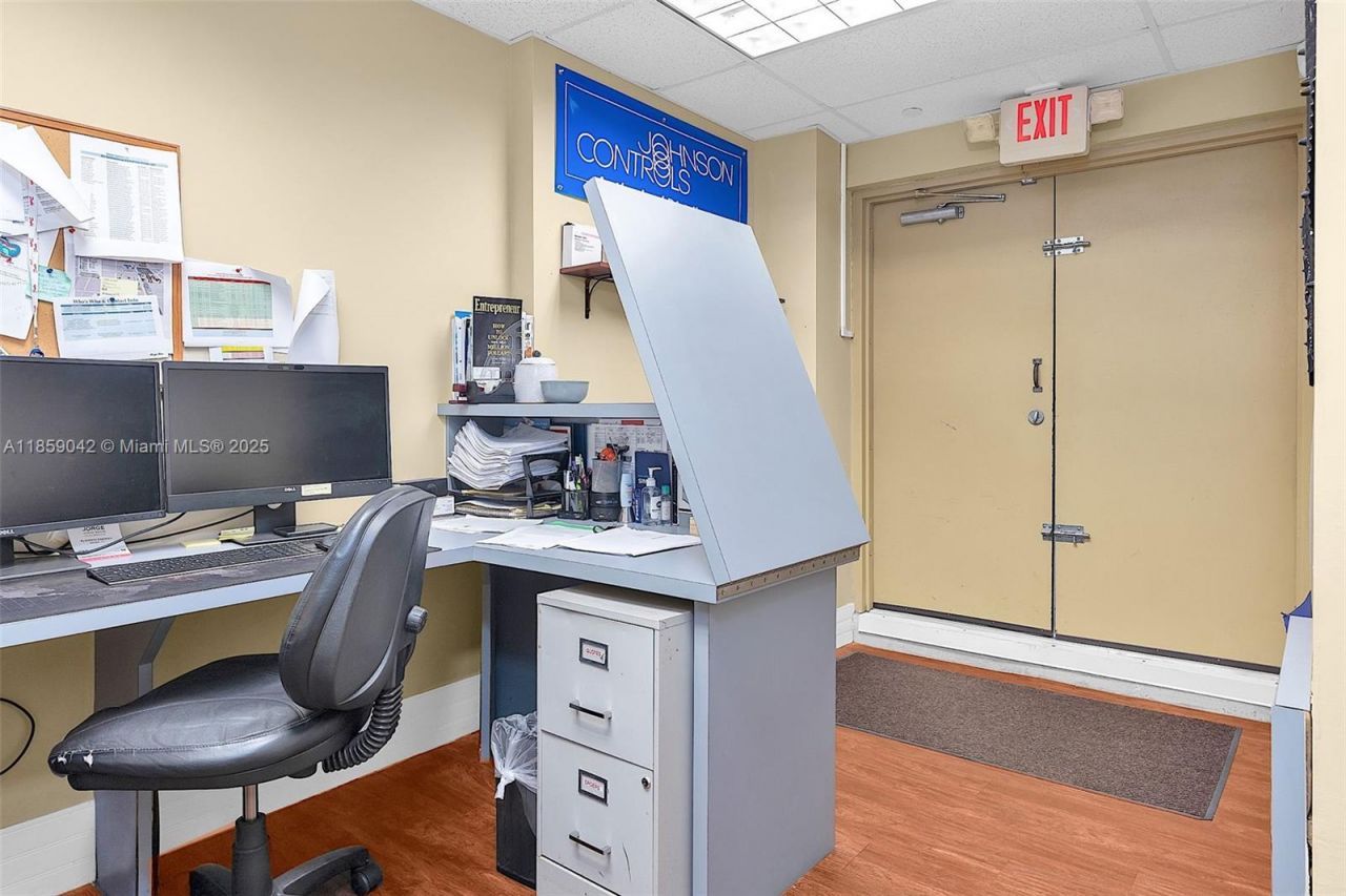 4300 Biscayne Blvd, Unit G05, Miami, FL 33137 Photo