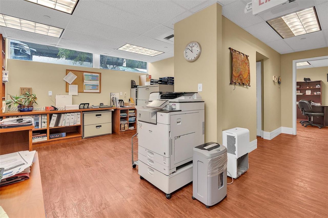 4300 Biscayne Blvd, Unit G05, Miami, FL 33137 Photo