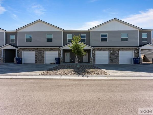 669 Conveyor Avenue, SUGAR CITY, ID 83448