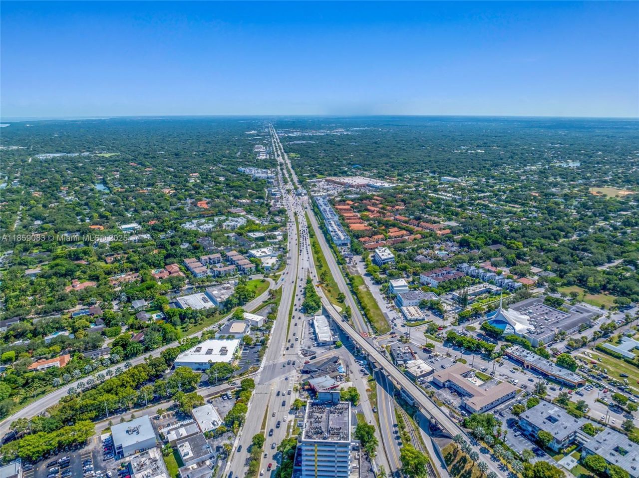 9855 S Dixie Hwy, Pinecrest, FL 33156 Photo