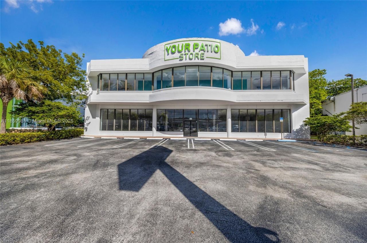 9855 S Dixie Hwy, Pinecrest, FL 33156 Photo