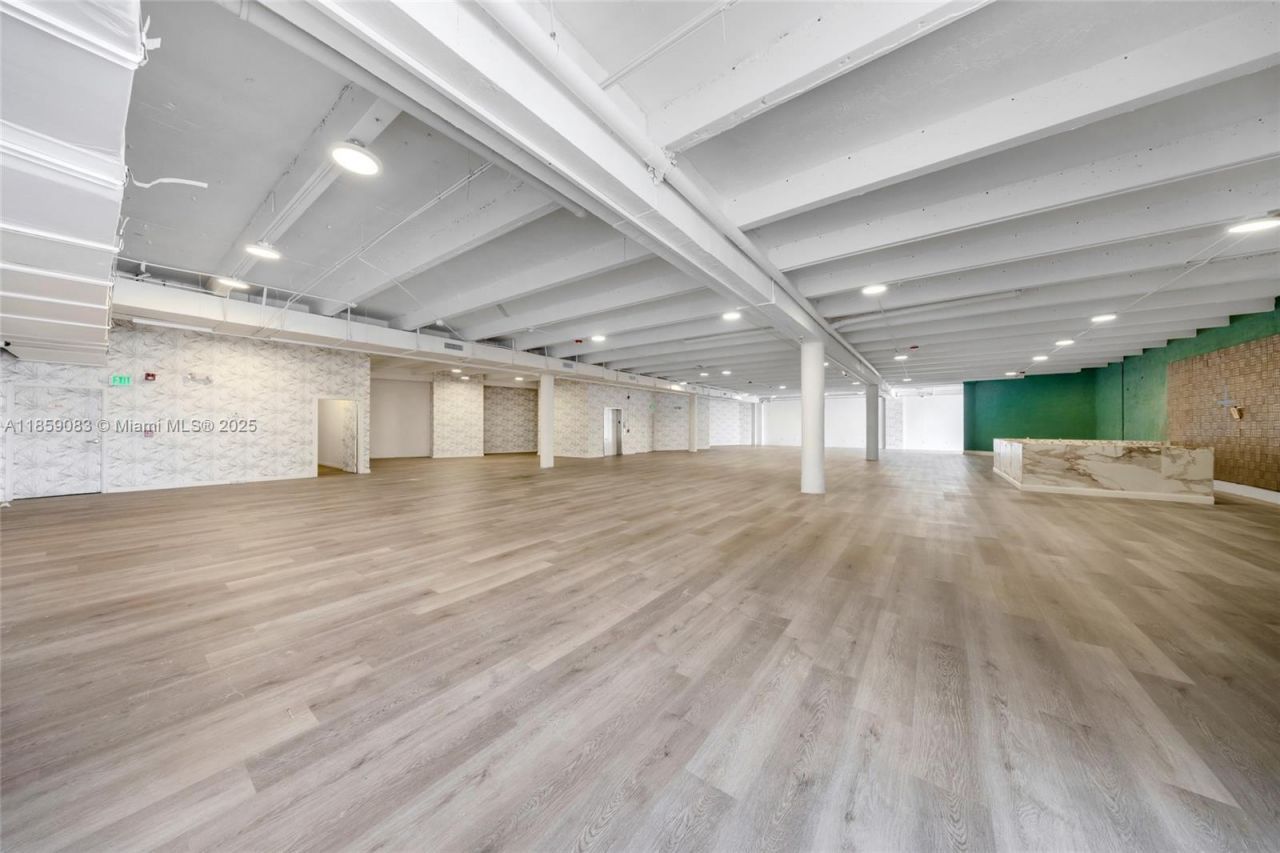 9855 S Dixie Hwy, Pinecrest, FL 33156 Photo