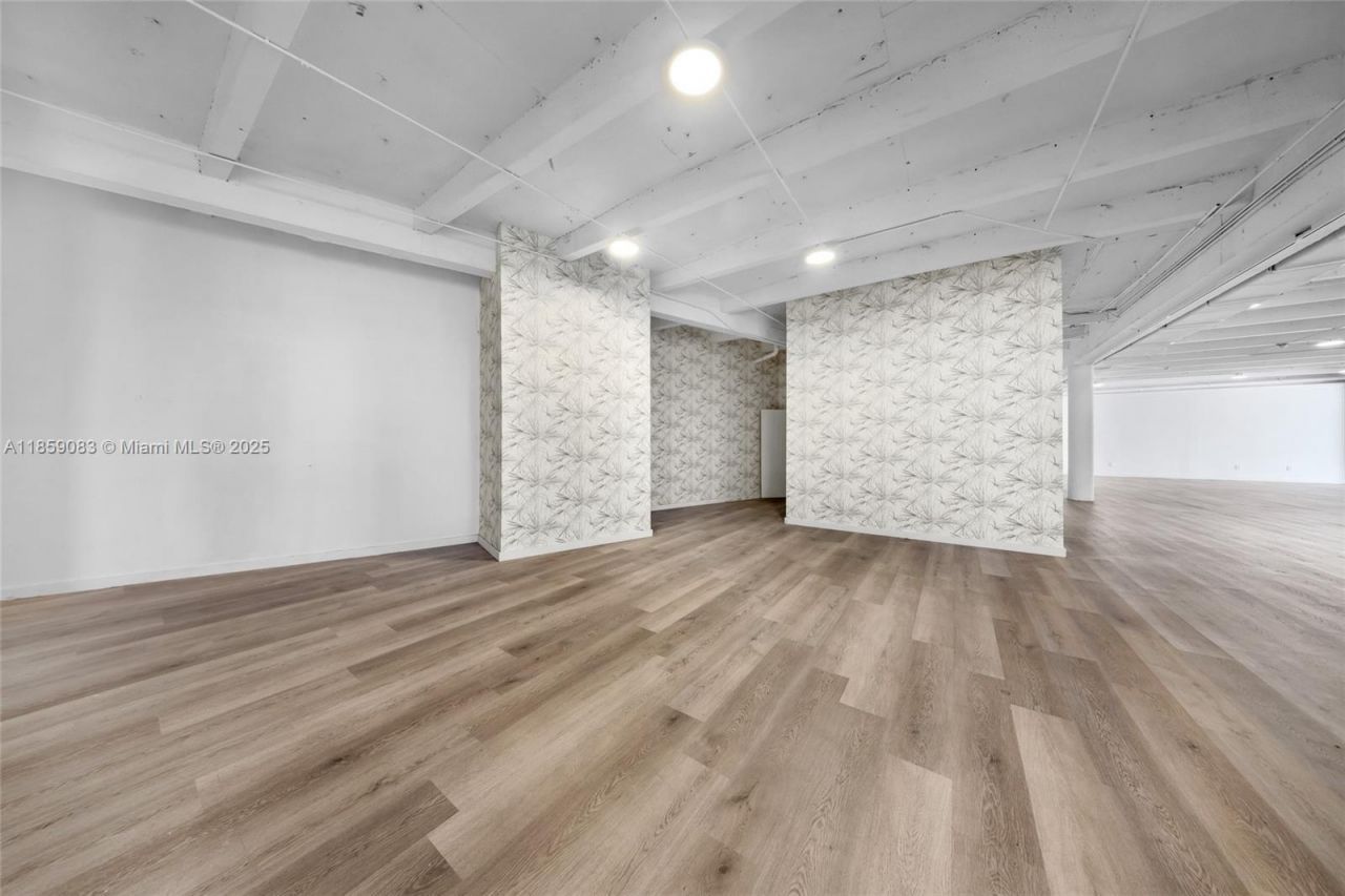 9855 S Dixie Hwy, Pinecrest, FL 33156 Photo