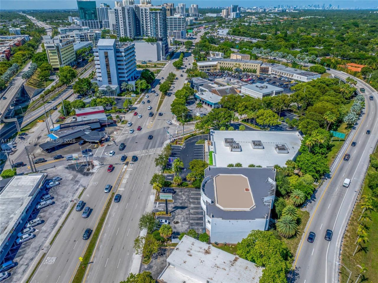 9855 S Dixie Hwy, Pinecrest, FL 33156 Photo