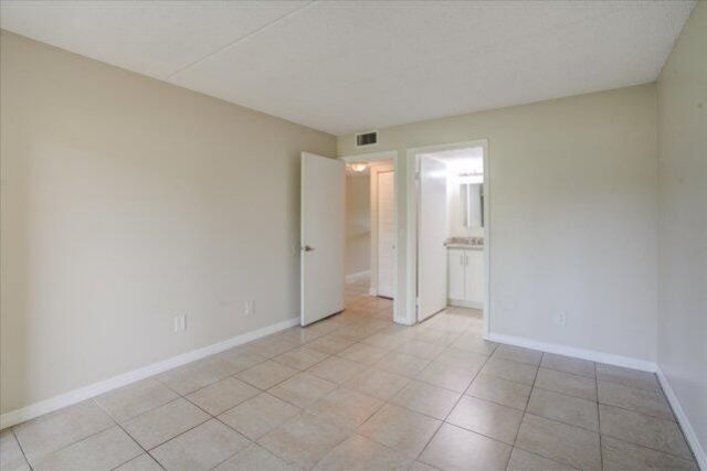 1104 Meadows Circle, Boynton Beach, FL 33436 Photo
