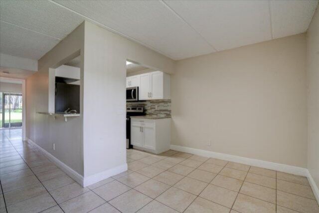 1104 Meadows Circle, Boynton Beach, FL 33436 Photo