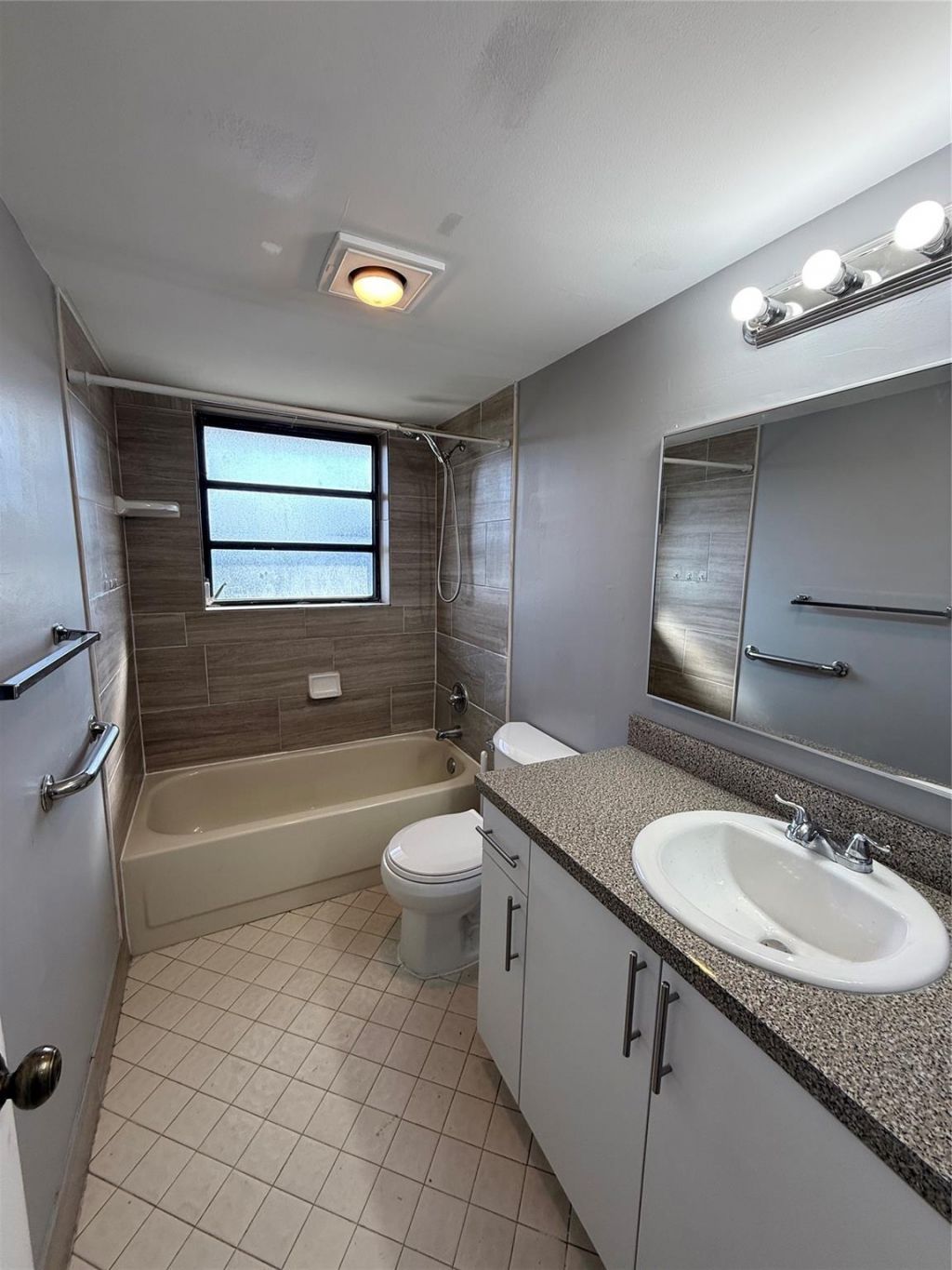 2033 Coral Ridge Drive, Unit 2033, Coral Springs, FL 33071 Photo