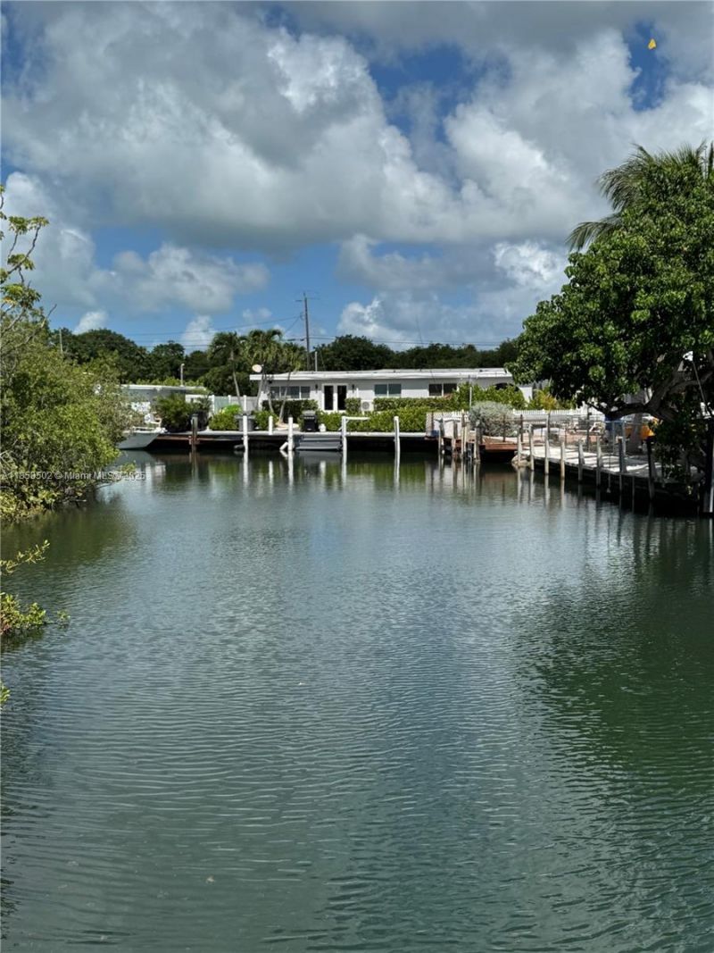 1301 Grouper Dr, Unit A, Marathon, FL 33050 Photo