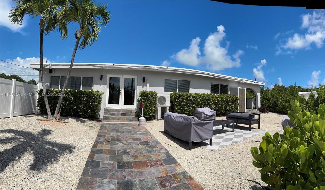 1301 Grouper Dr, Unit A, Marathon, FL 33050 Photo