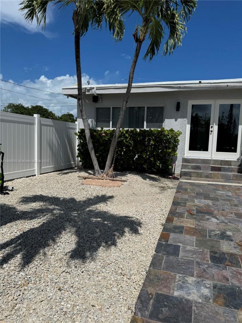 1301 Grouper Dr, Unit A, Marathon, FL 33050 Photo