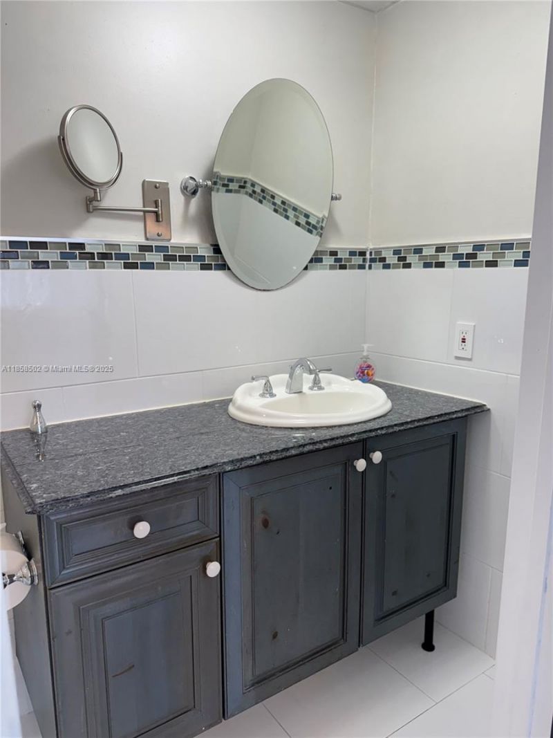 1301 Grouper Dr, Unit A, Marathon, FL 33050 Photo