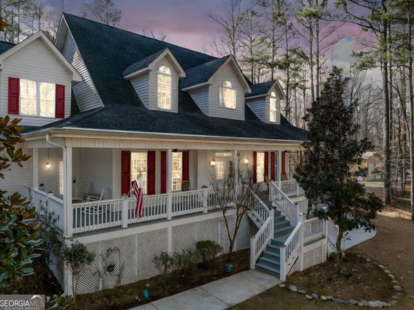 10 MOSS LANDING Road SE, Acworth, GA 30102