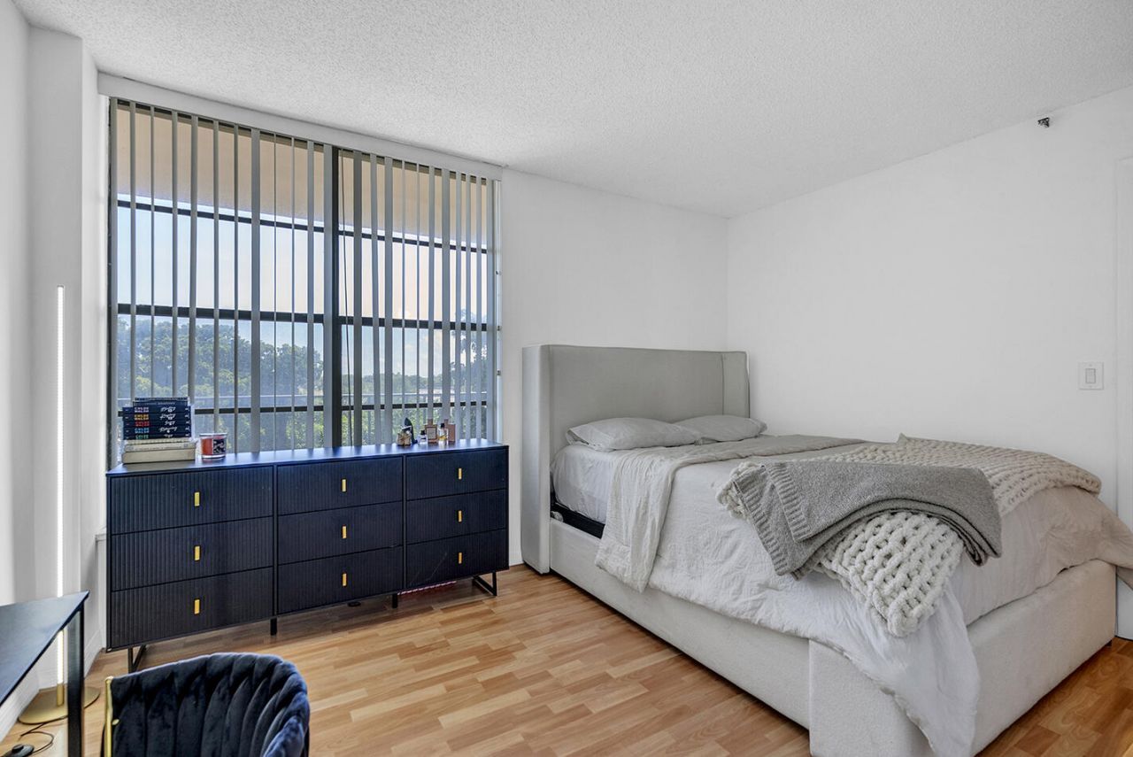 21 Royal Palm Way, Unit 405, Boca Raton, FL 33432 Photo