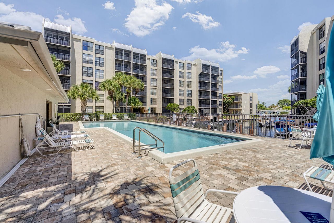 21 Royal Palm Way, Unit 4050, Boca Raton, FL 33432 Photo