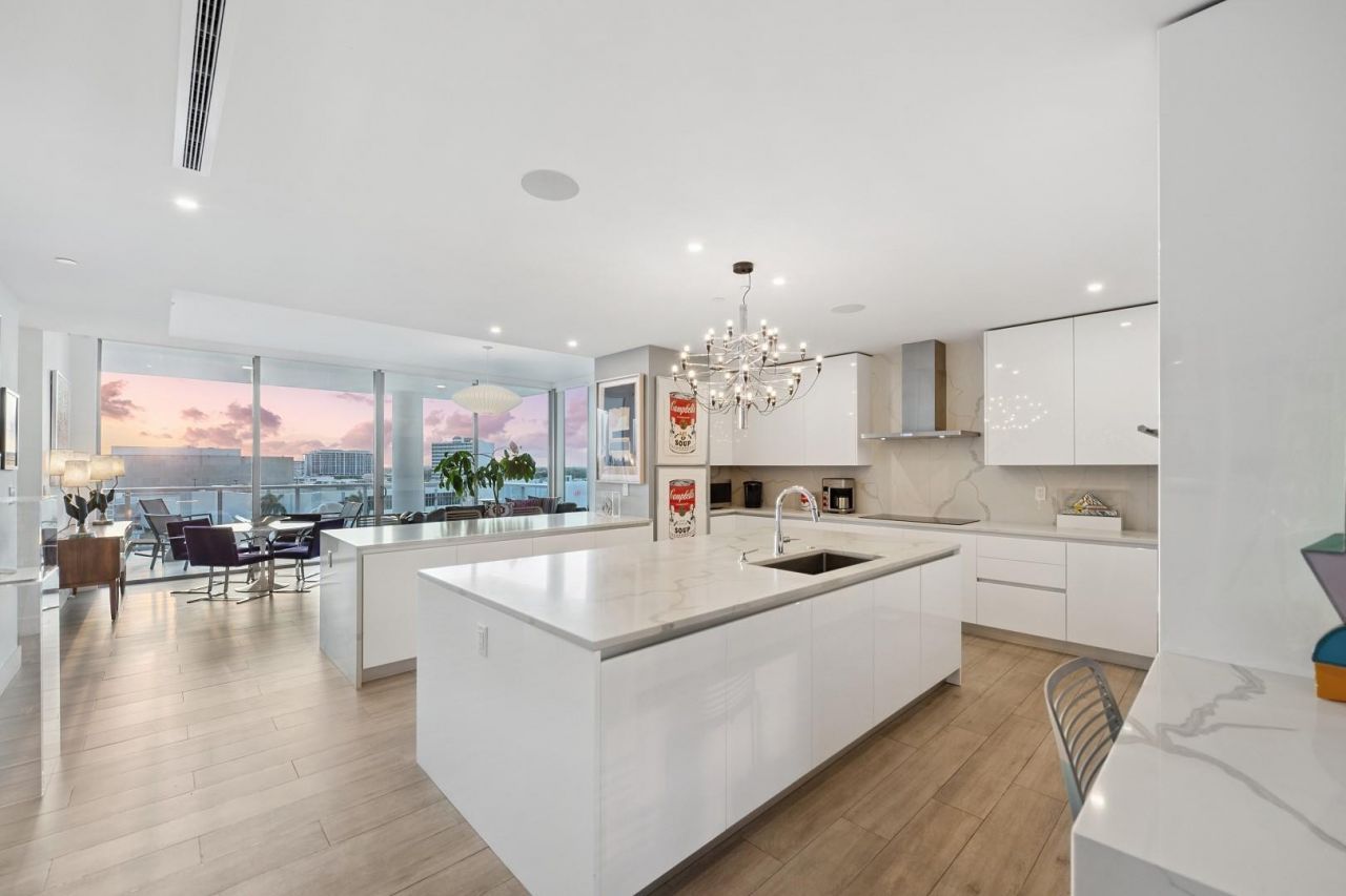 920 Intracoastal Drive, Unit 801, Fort Lauderdale, FL 33304 Photo