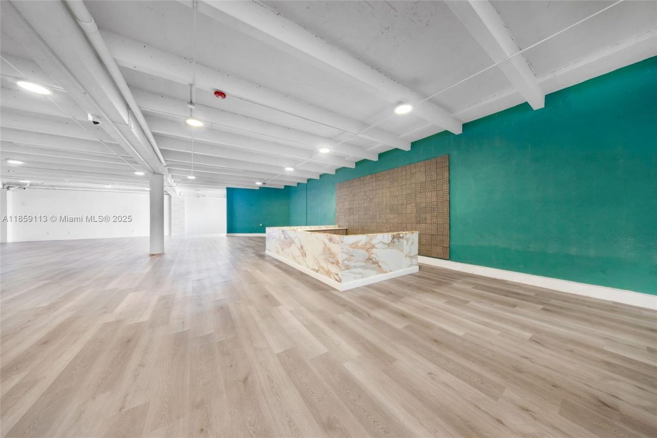 9855 S Dixie Hwy, Pinecrest, FL 33156 Photo