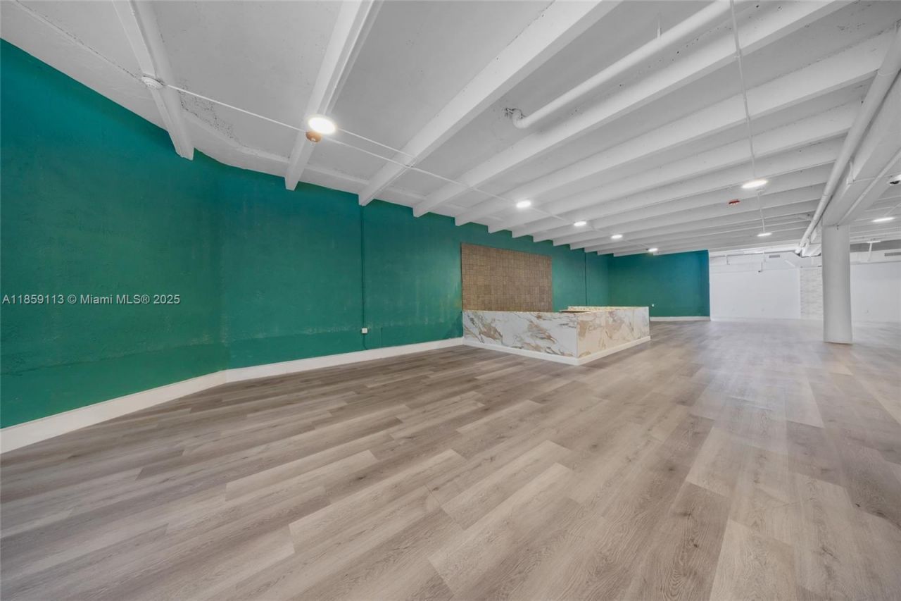 9855 S Dixie Hwy, Pinecrest, FL 33156 Photo