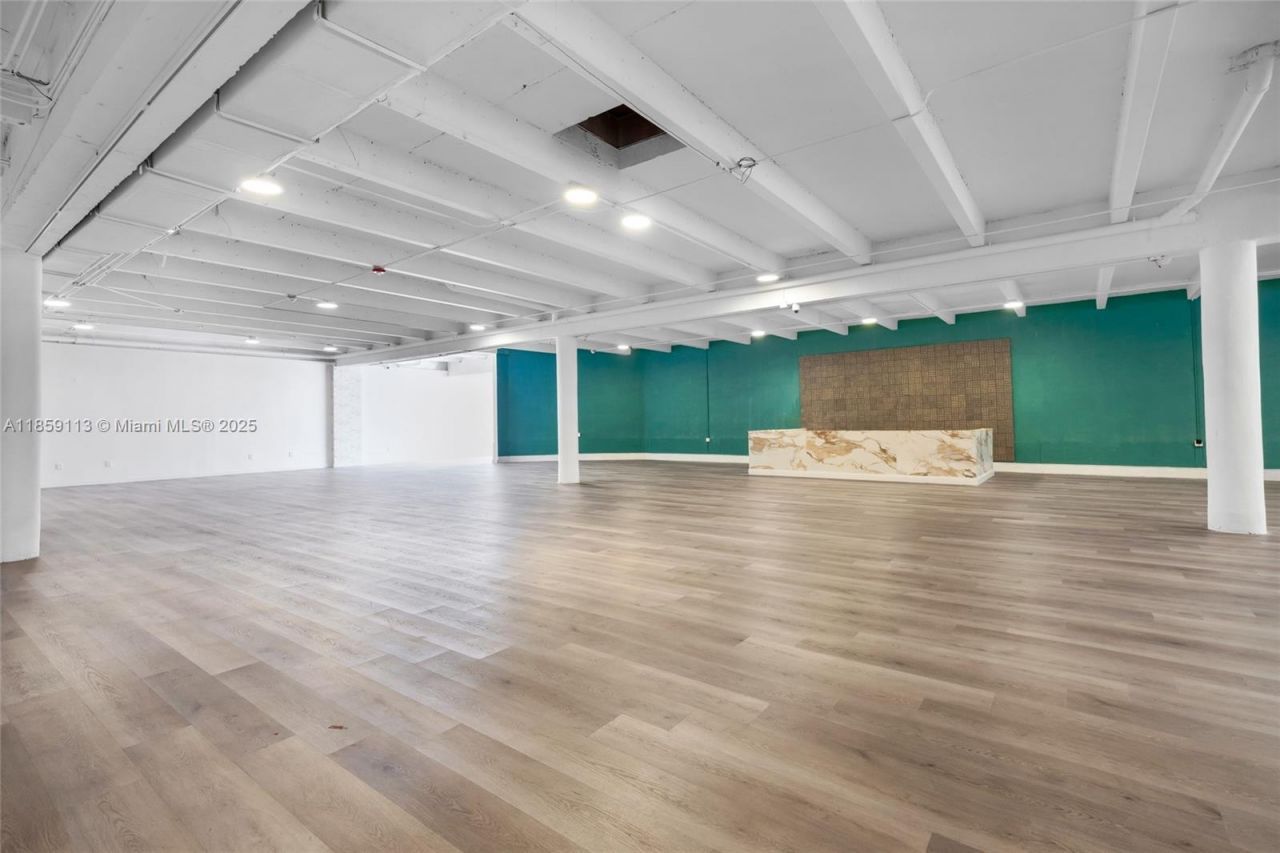 9855 S Dixie Hwy, Pinecrest, FL 33156 Photo