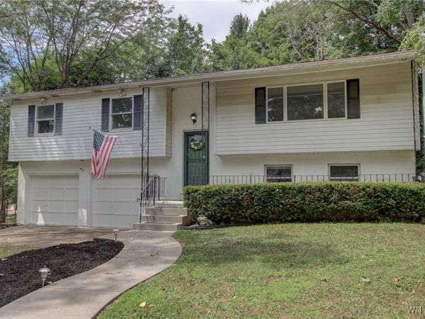 3549 Westview Court, Marilla, NY 14052