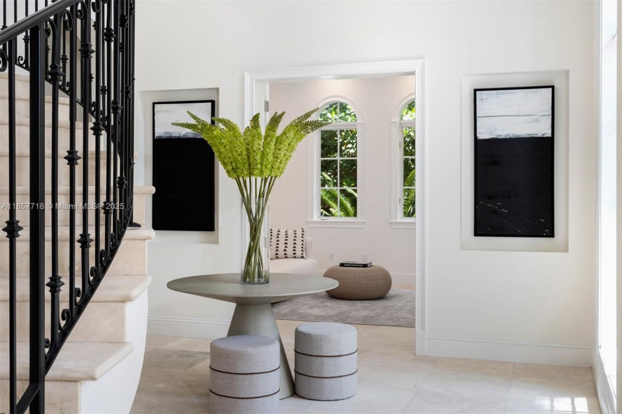 9941 SW 60th Ct, Pinecrest, FL 33156 Photo