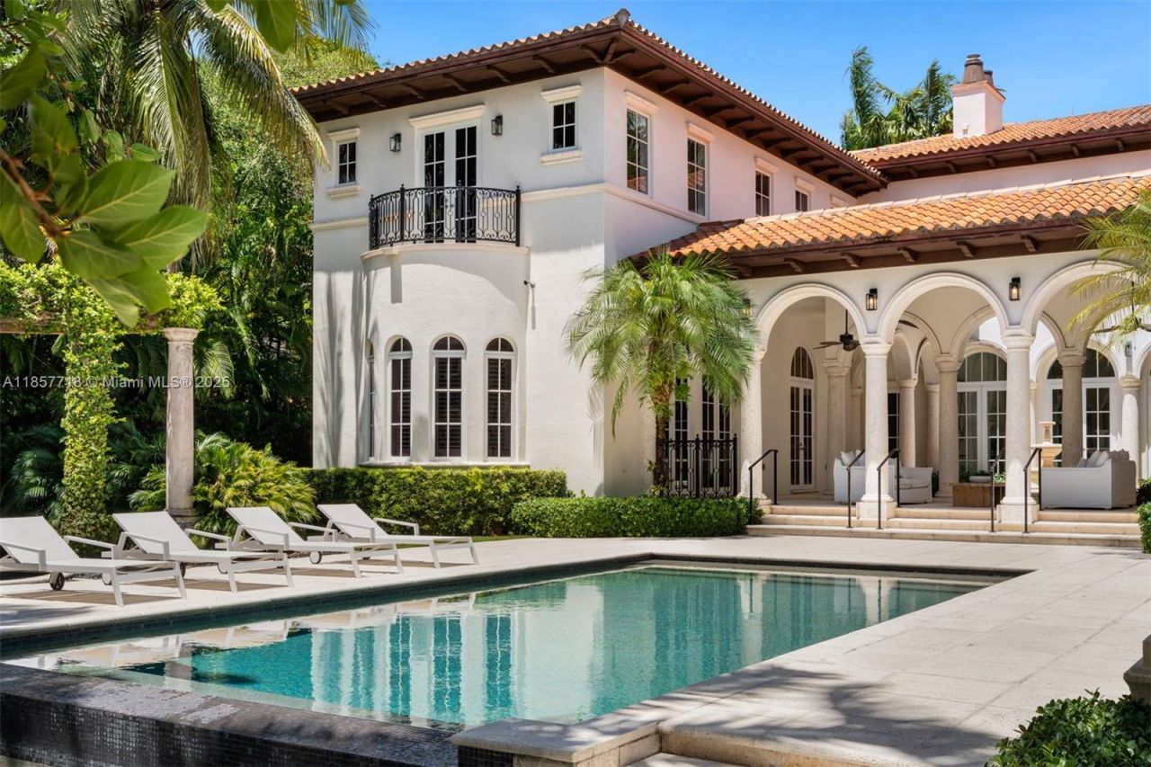 9941 SW 60th Ct, Pinecrest, FL 33156 Photo