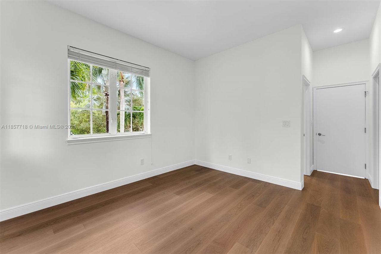 9941 SW 60th Ct, Pinecrest, FL 33156 Photo