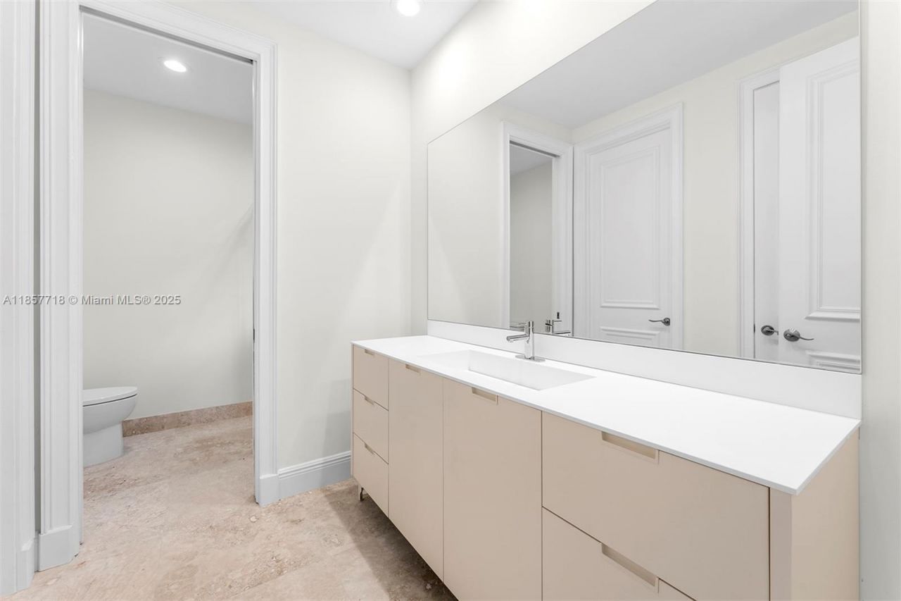 9941 SW 60th Ct, Pinecrest, FL 33156 Photo