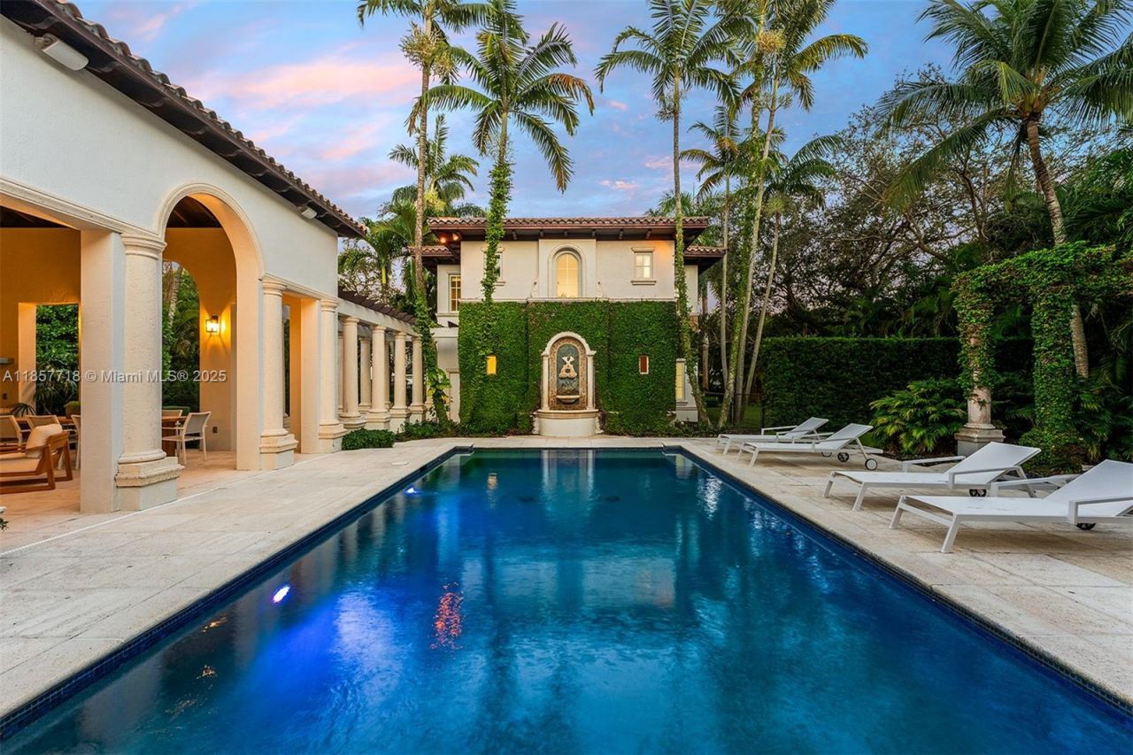 9941 SW 60th Ct, Pinecrest, FL 33156 Photo