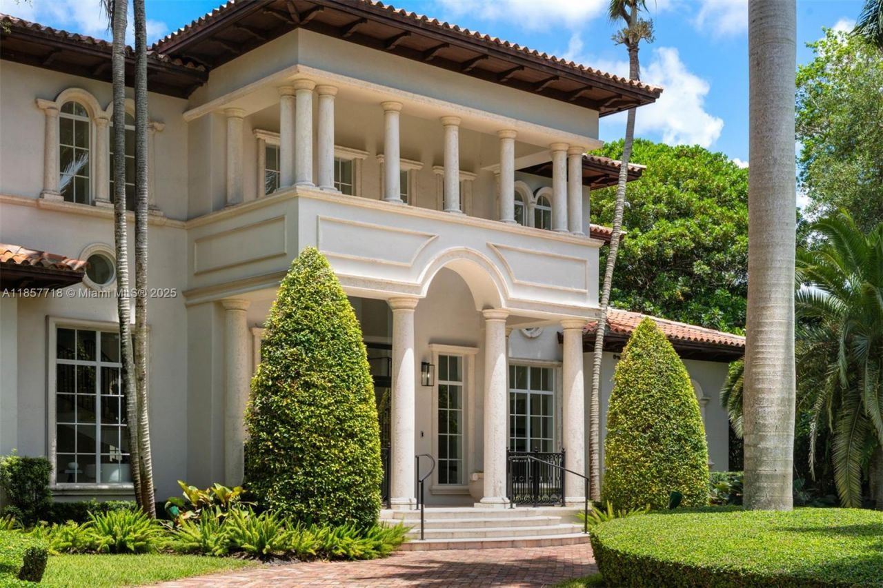 9941 SW 60th Ct, Pinecrest, FL 33156 Photo