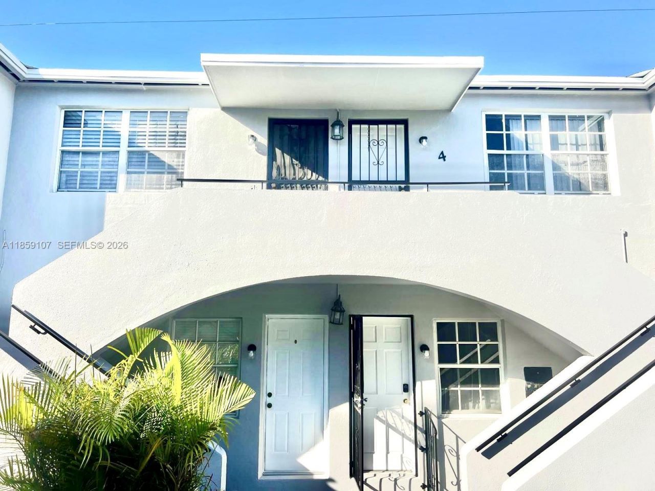 2371 SW 27th St, Miami, FL 33133 Photo